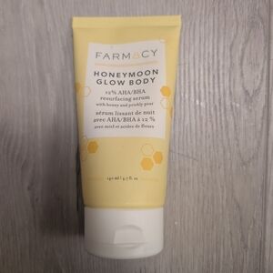 Farmacy Honeymoon Glow Body